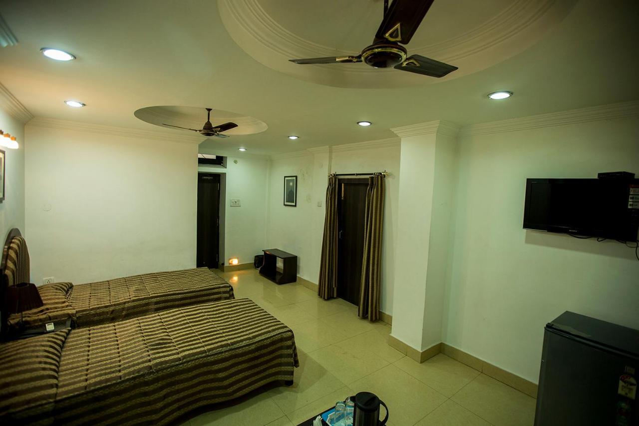 Deep Hotel Lucknow Exterior foto