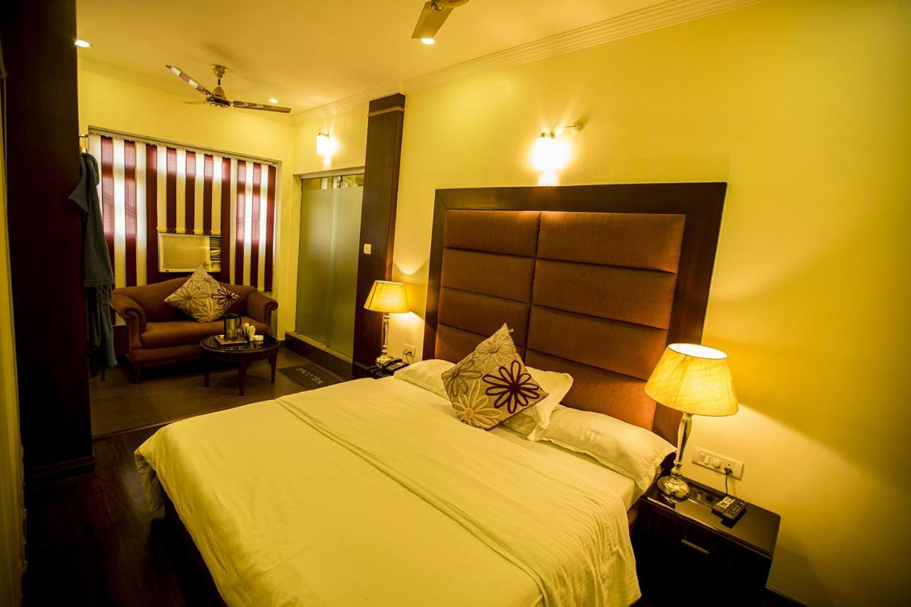 Deep Hotel Lucknow Exterior foto